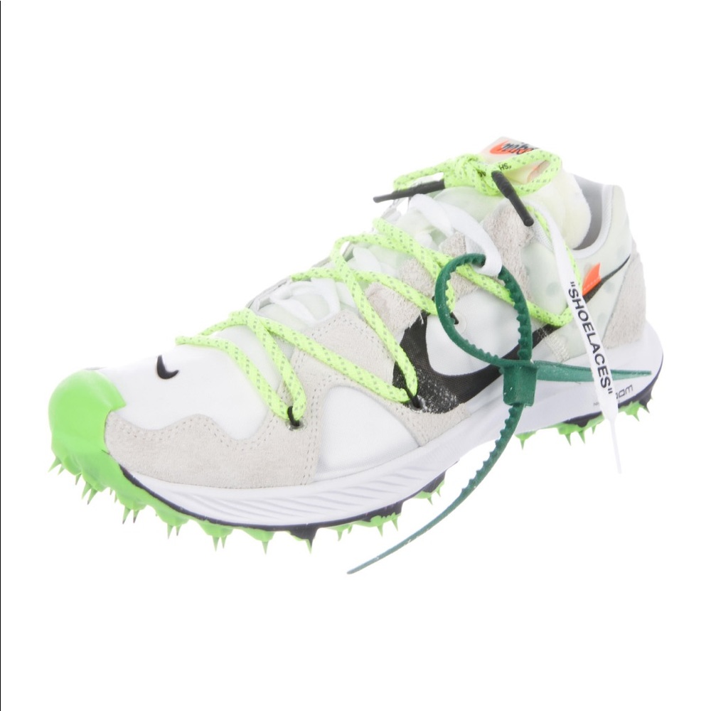 Off-white X Nike edition ( Prestine condition )
